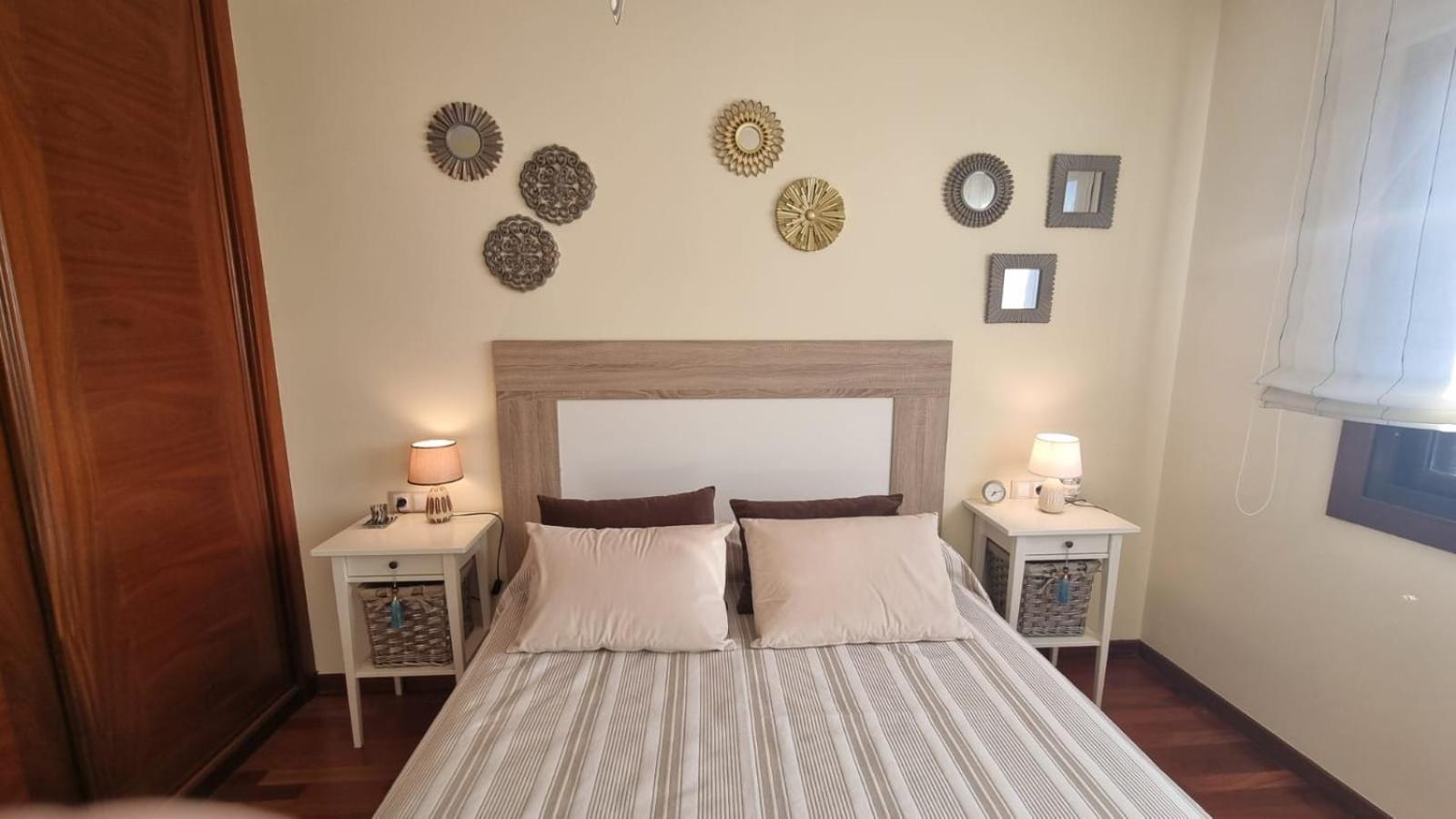 Apartamento 1 Dormitorio 4 Personas En El Grove โอโกรเบ ภายนอก รูปภาพ