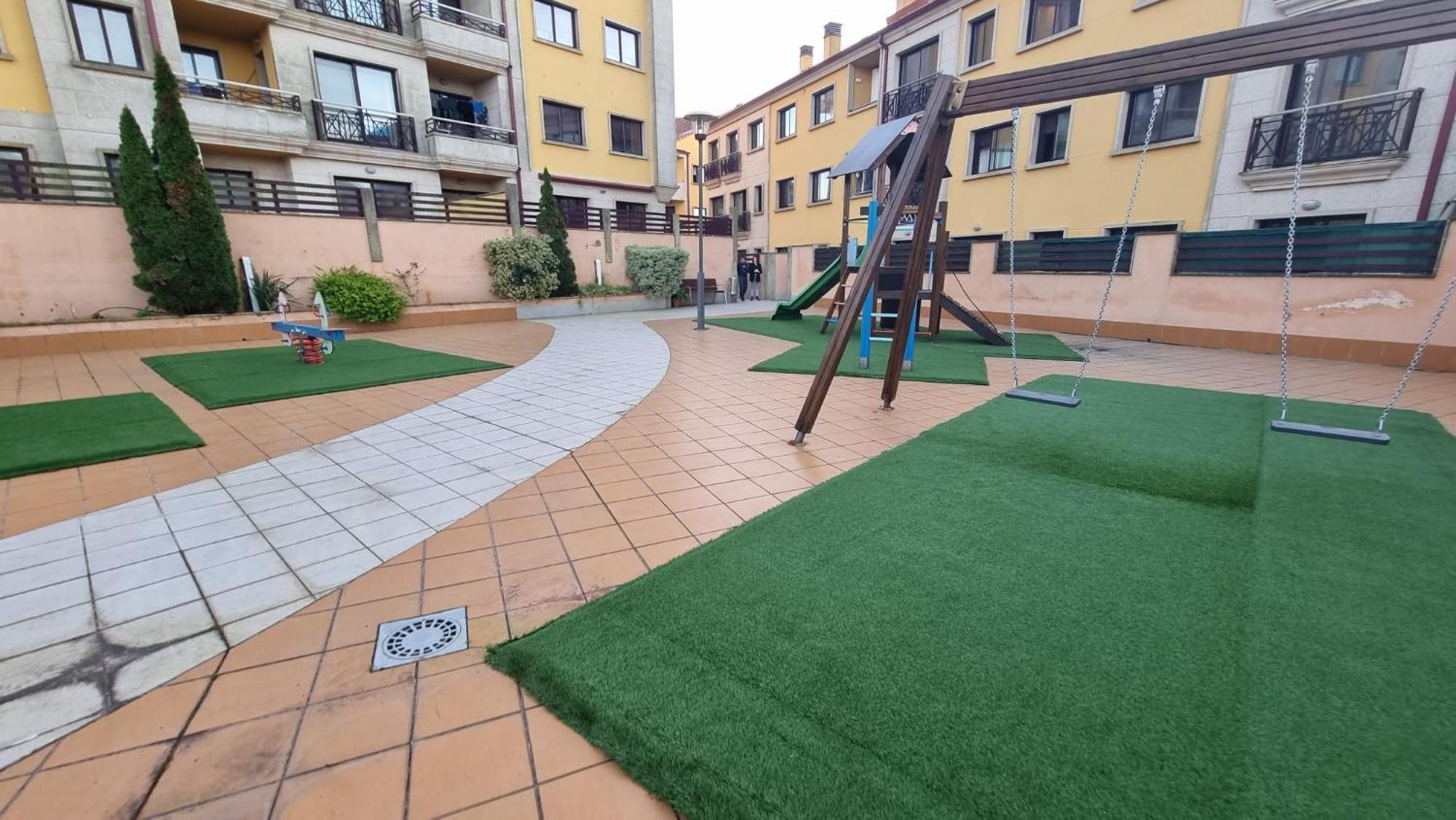 Apartamento 1 Dormitorio 4 Personas En El Grove โอโกรเบ ภายนอก รูปภาพ
